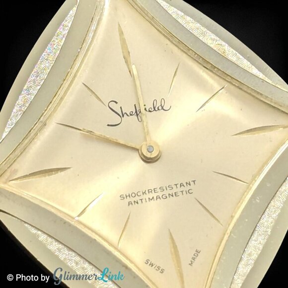 Vintage Sheffield Swiss Made Gold Tone Diamond Shape Pendant Watch Necklace - Picture 3 of 10